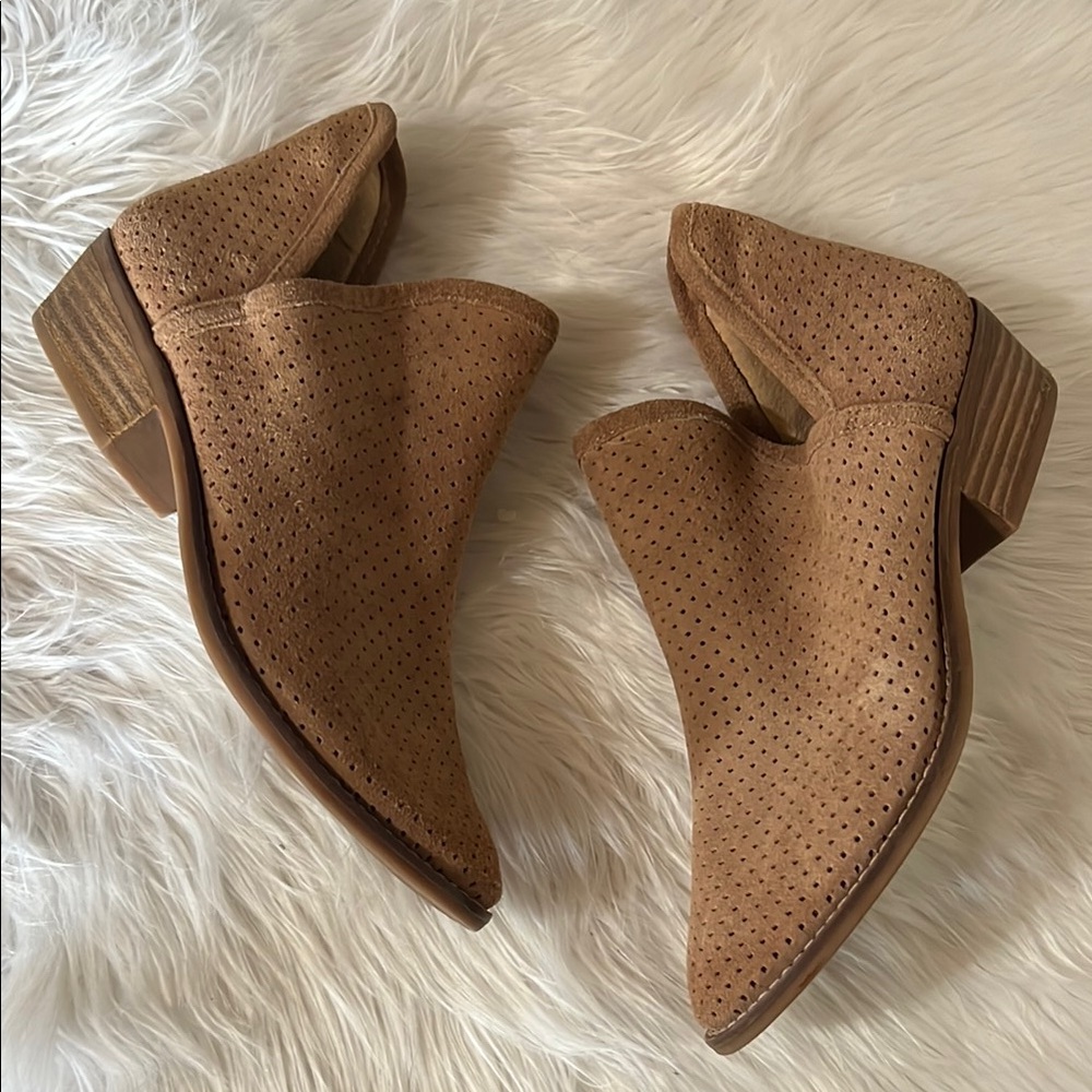 Lucky brand laser cut ankle booties suede leather 8.5